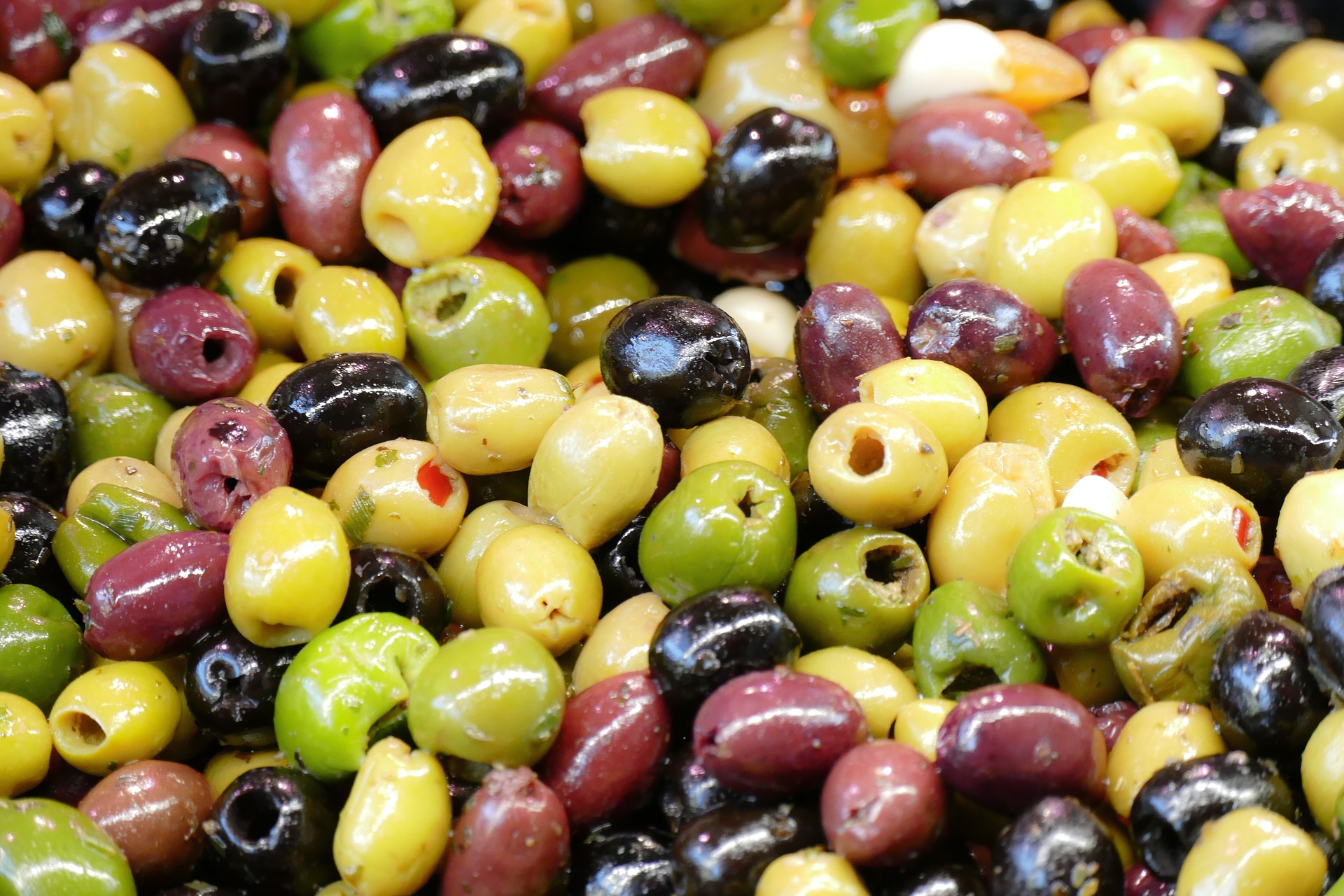 Quante olive si possono mangiare ogni giorno? Ecco la risposta