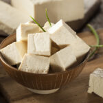 Il tofu va cotto o mangiato crudo? Ecco la risposta 