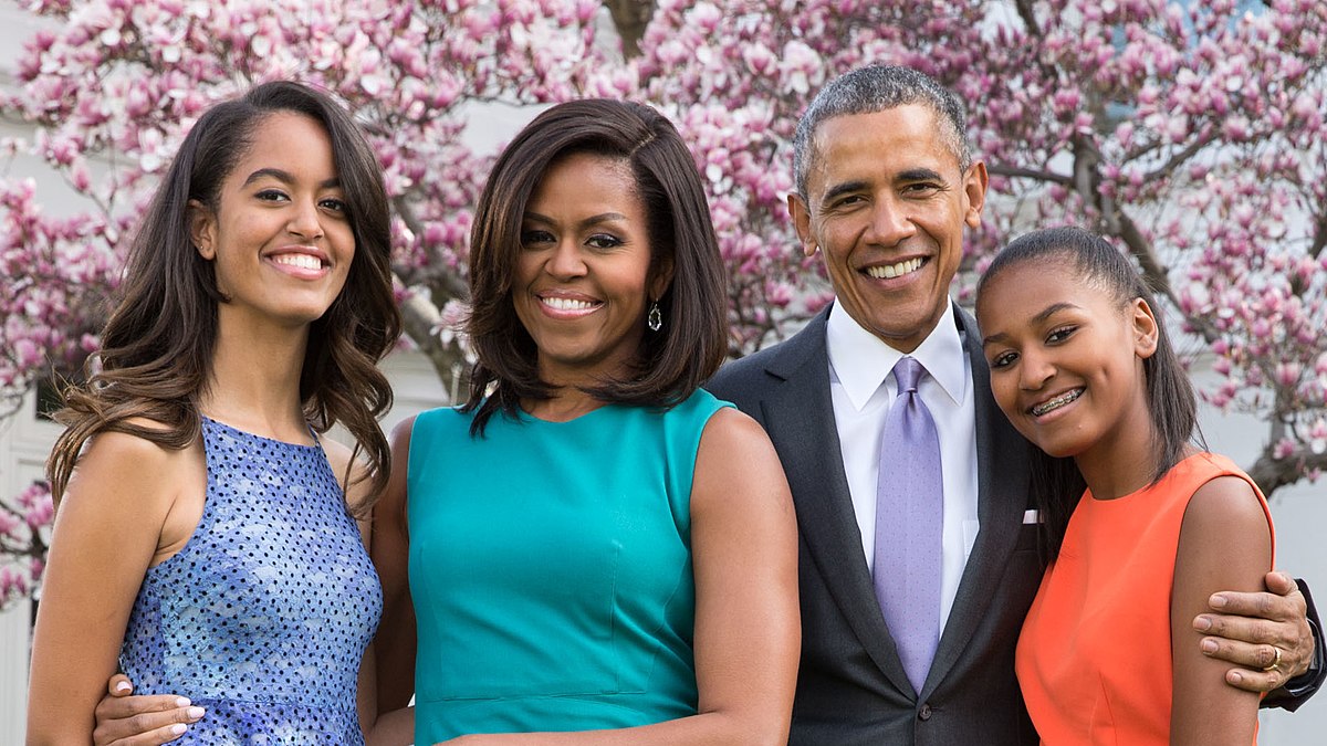 Barack Obama: le figlie Malia Ann e Sasha sono belle come mamma Michelle - età, studi, fidanzati - Tutto su di loro