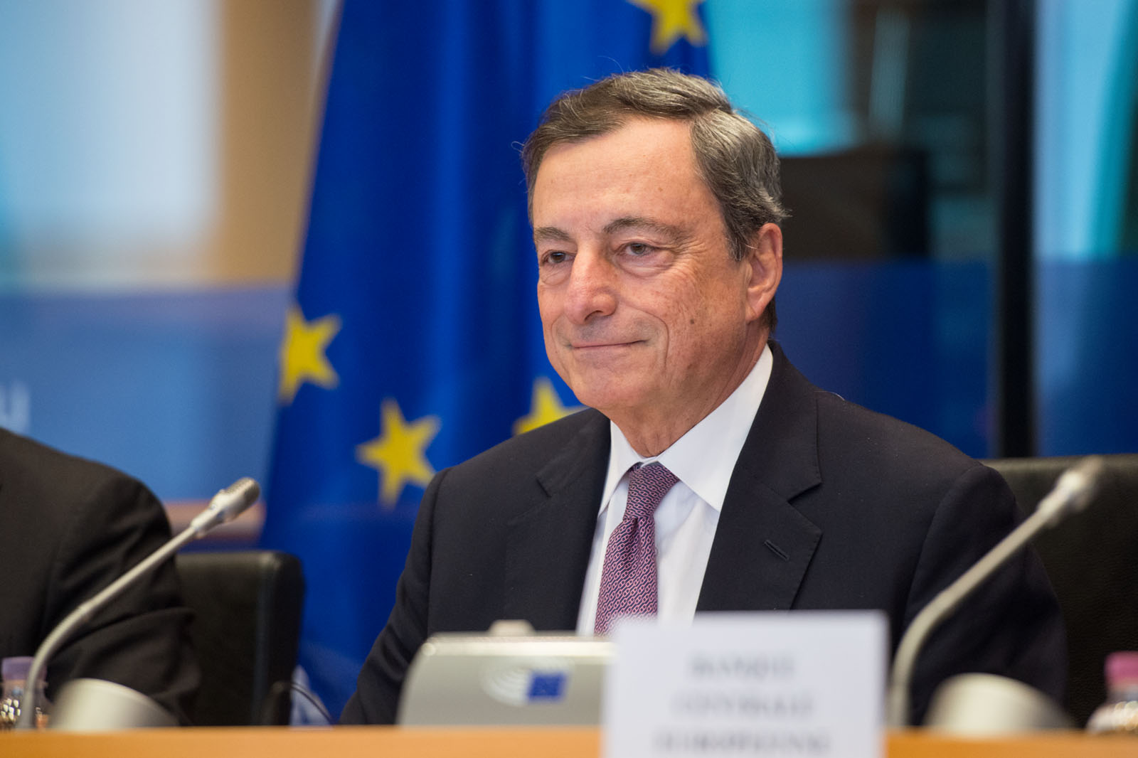 Mario Draghi: a quanto ammonta il suo patrimonio? Un tesoretto sparso per l'Italia