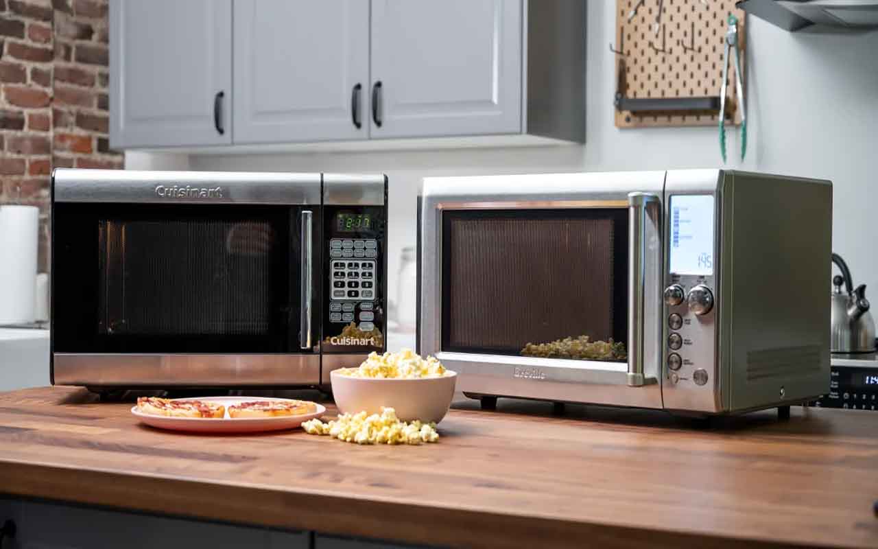 Встроенная свч рейтинг. Microwave Oven ct1574. Лучшие микроволновки 2022. Микроволновая печь korting белая. День микроволновой печи.